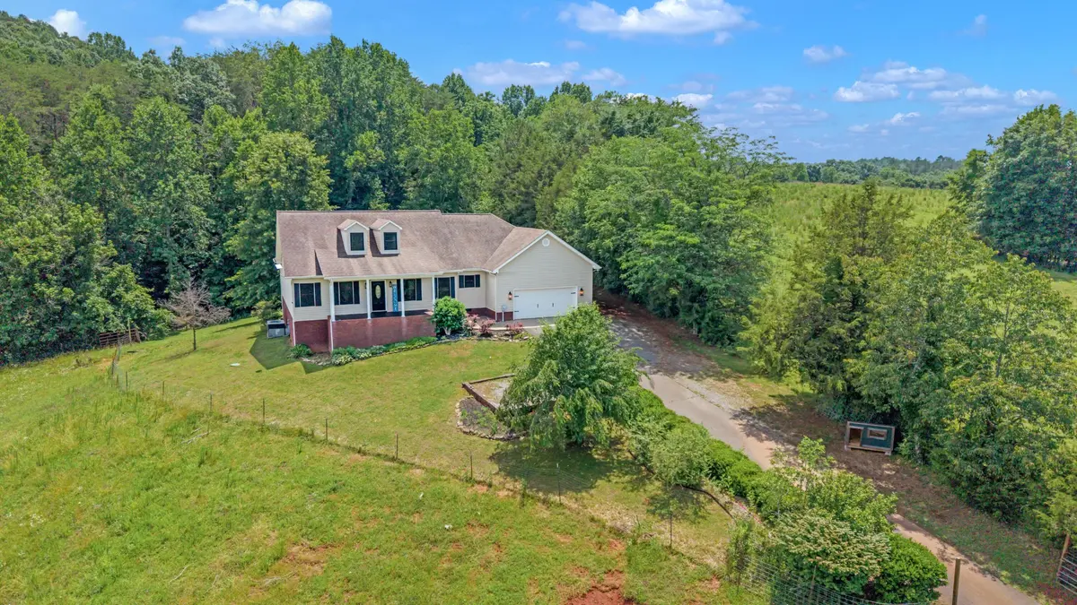 128 County Road 755, Riceville, TN 37370