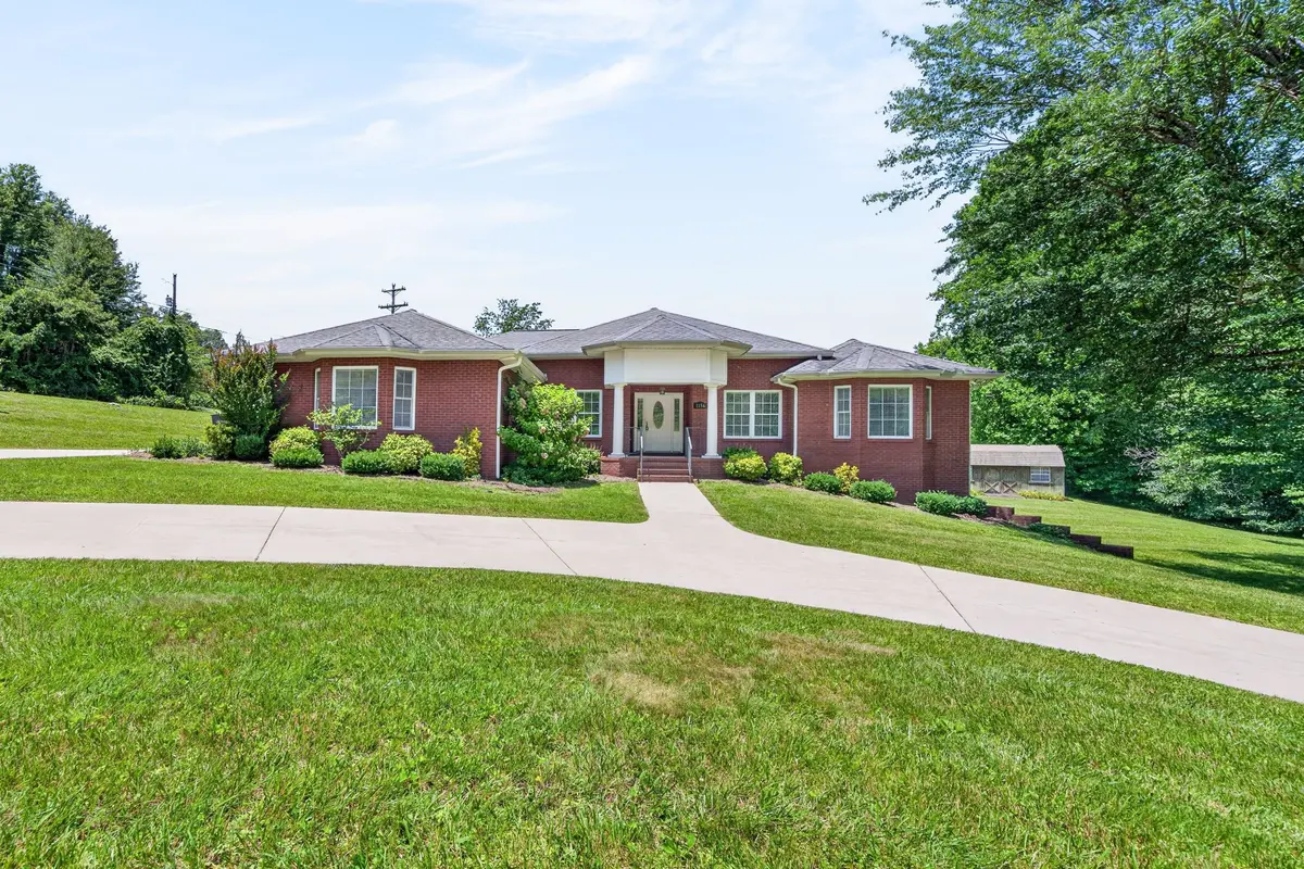 1156 Beam Ave, Cookeville, TN 38501