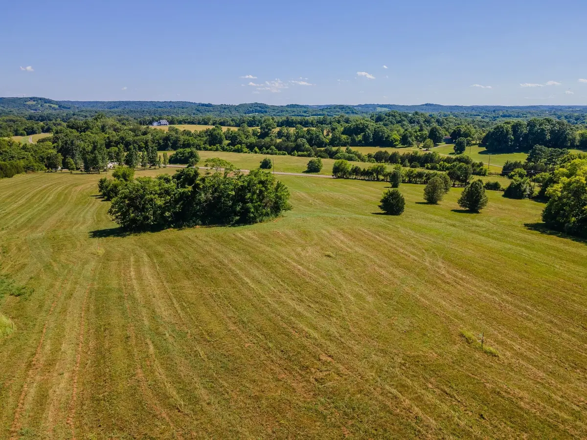 1093 Bugscuffle Road, Wartrace, TN 37183