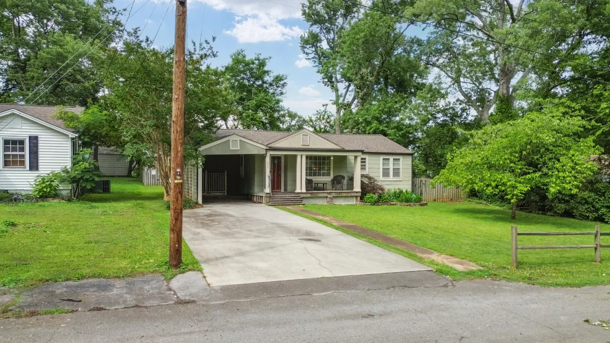 902 Sunset Avenue #NW, Cleveland, TN 37311