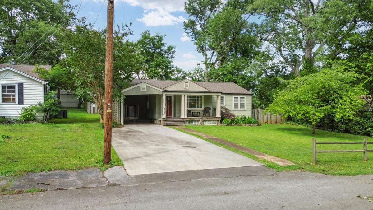 902 Sunset Avenue #NW, Cleveland, TN 37311