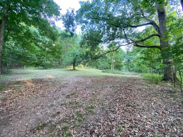 250 Hurt Rd, Hendersonville, TN 37075