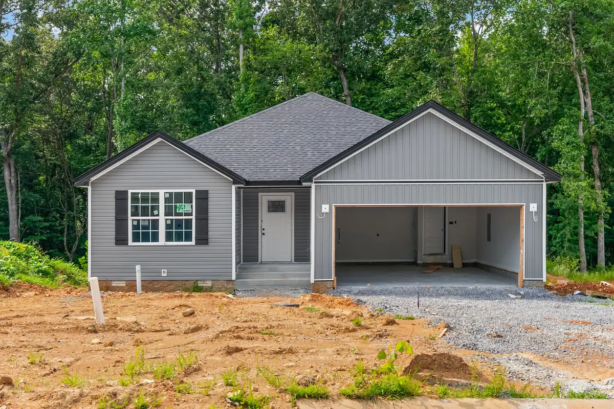 313 Tisha Ct, Clarksville, TN 37042
