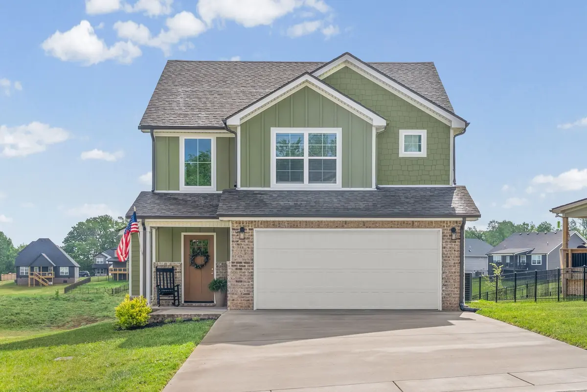 354 Frontier Dr, Clarksville, TN 37043