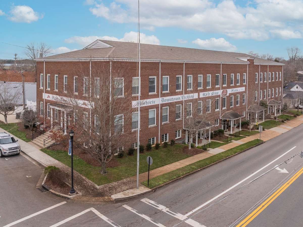 202A West College Street #4, Dickson, TN 37055