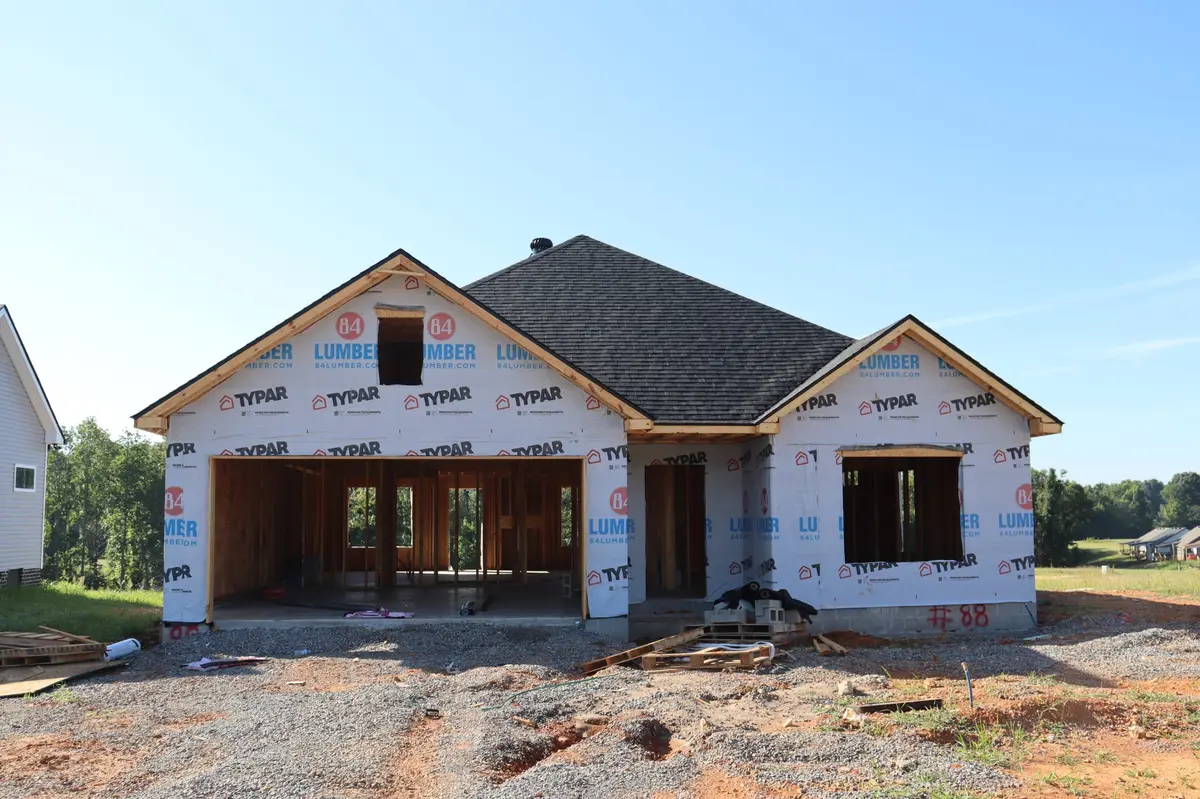 840 Cedar Wood Dr, Clarksville, TN 37043