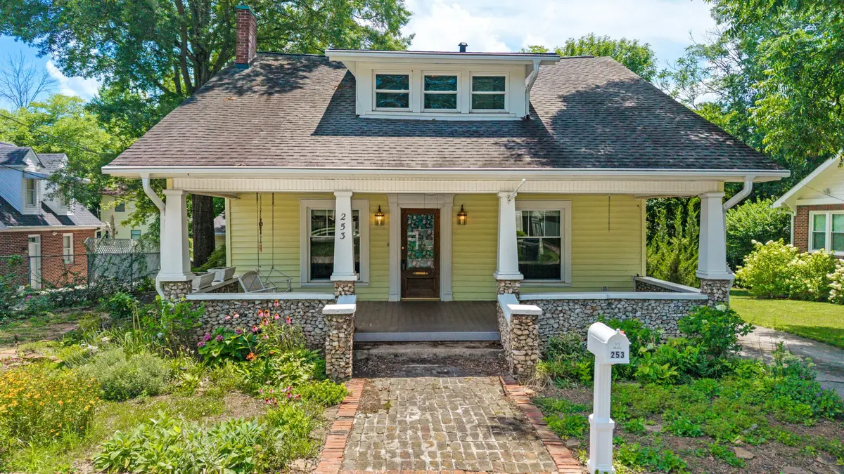 253 15th Street #NW, Cleveland, TN 37311