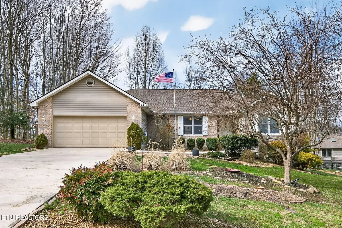 15 Ridge Crest Circle, Crossville, TN 38558