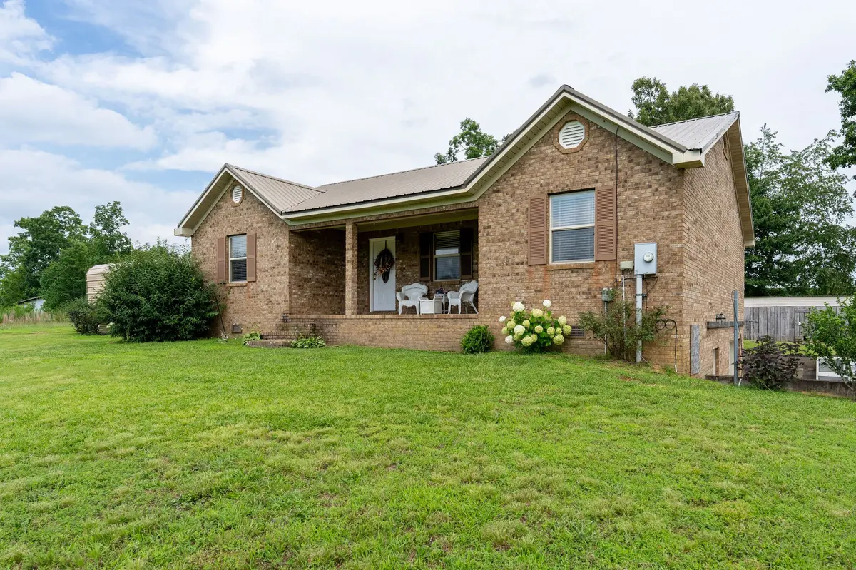 190 Buford Moore Ln, Iron City, TN 38463