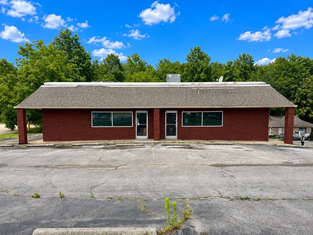 2491 Sparta St, Mcminnville, TN 37110