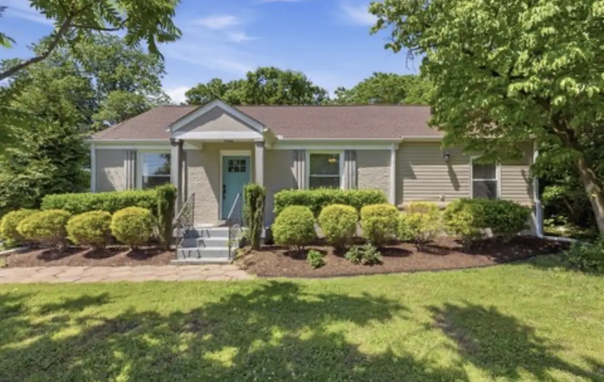 2411 Milton Dr, Nashville, TN 37216