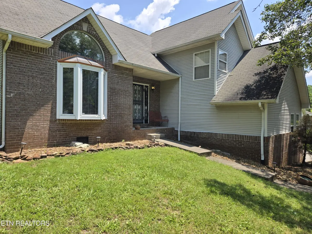108 Tempura Drive, Oak Ridge, TN 37830