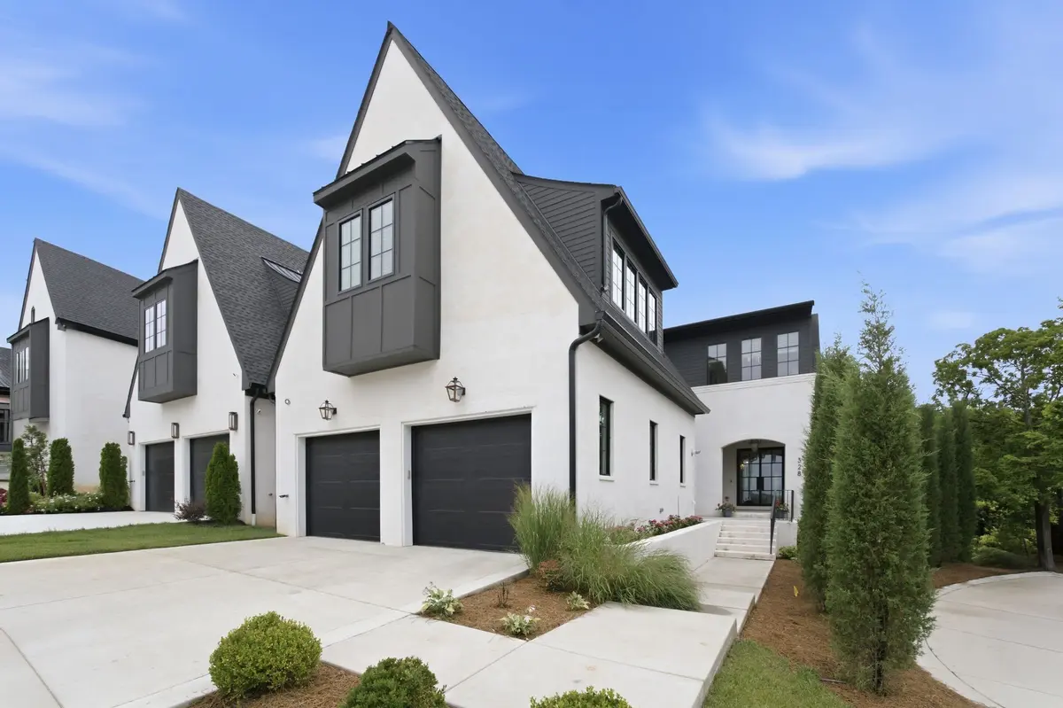 328 Kelly Glenn Ct, Brentwood, TN 37027