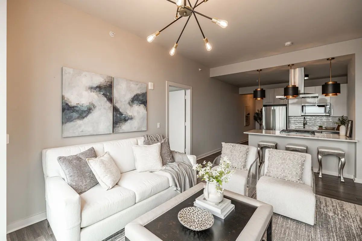 515 Church St #4206, Nashville, TN 37219