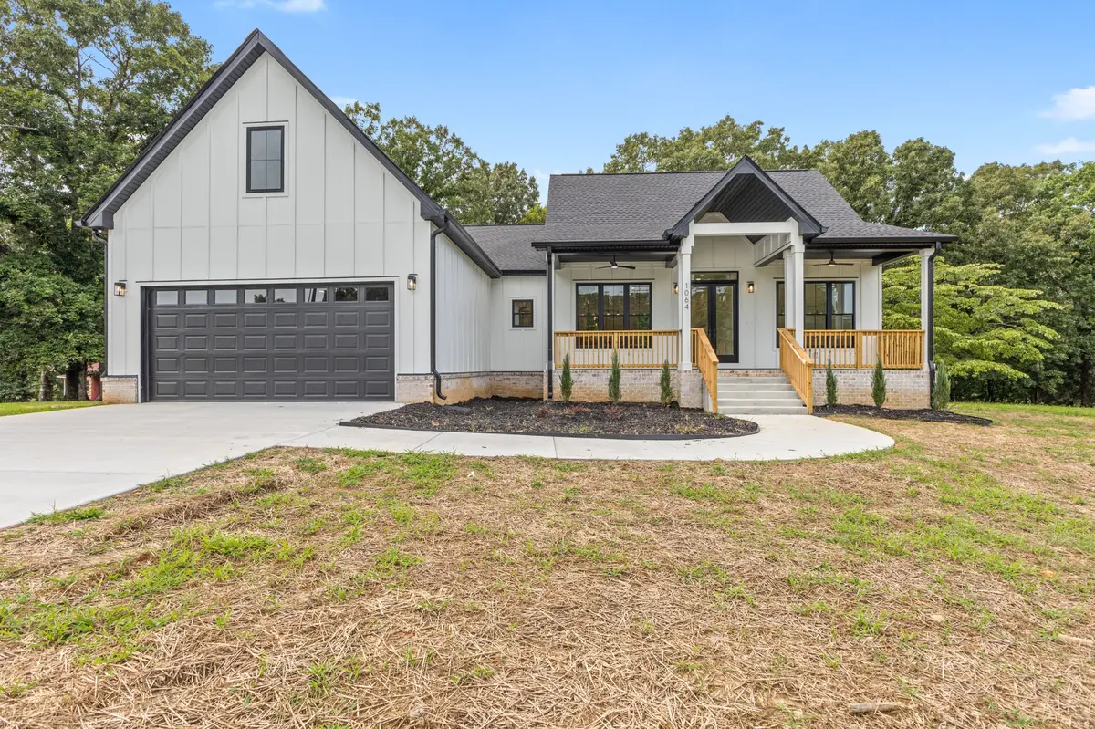 1064 Mulberry Street, Burns, TN 37029