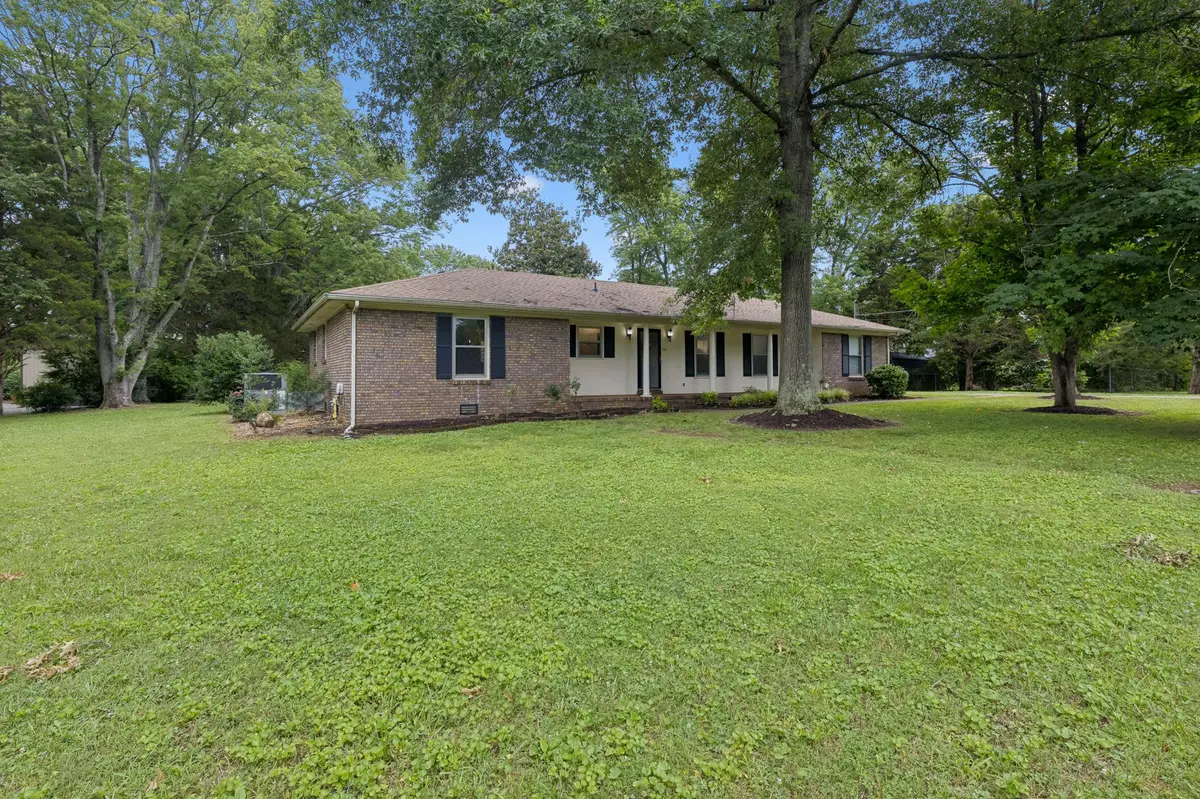 114 Paschal Dr, Murfreesboro, TN 37128