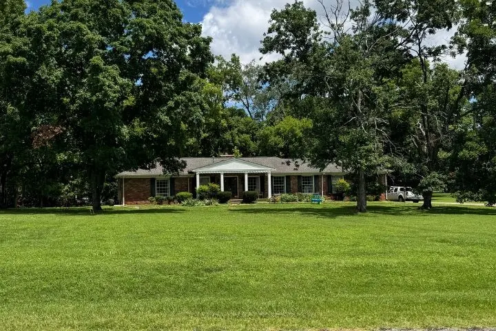 914 Waterswood Dr, Nashville, TN 37220