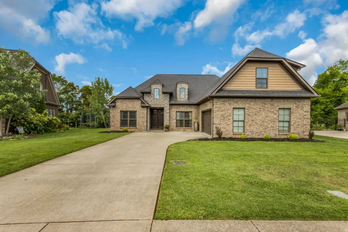 4532 Garcia Blvd, Murfreesboro, TN 37128