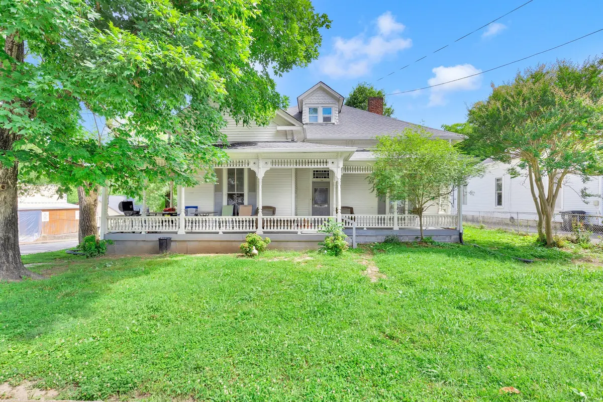 322 W 12th St #3, Columbia, TN 38401