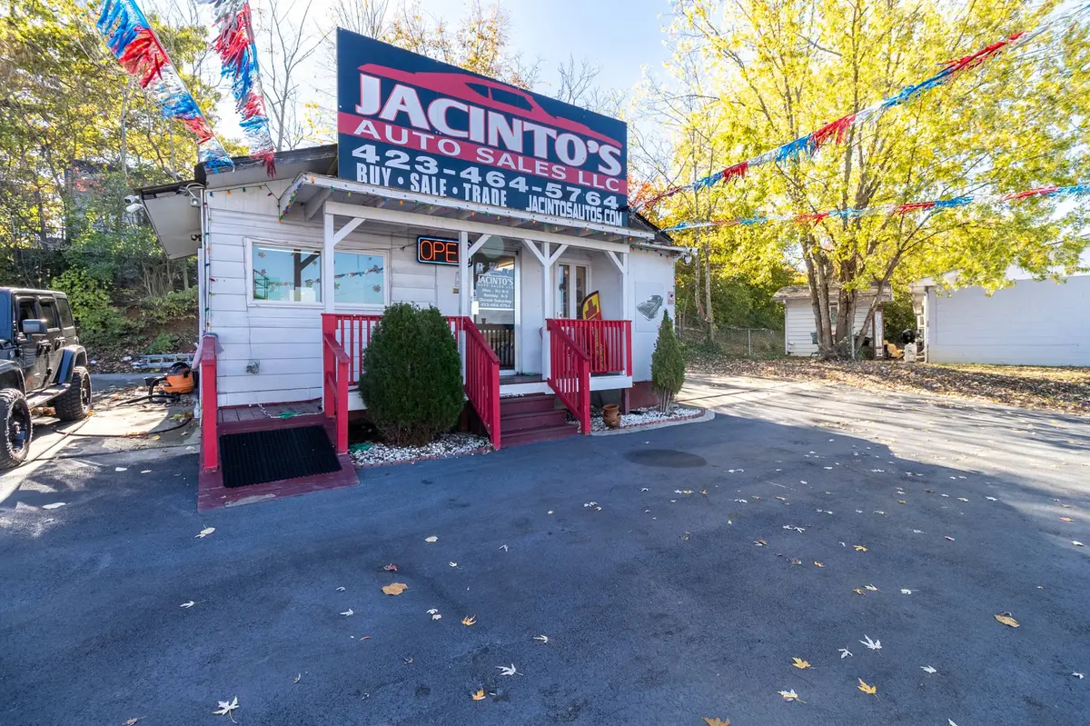 402 Inman St #E, Cleveland, TN 37311