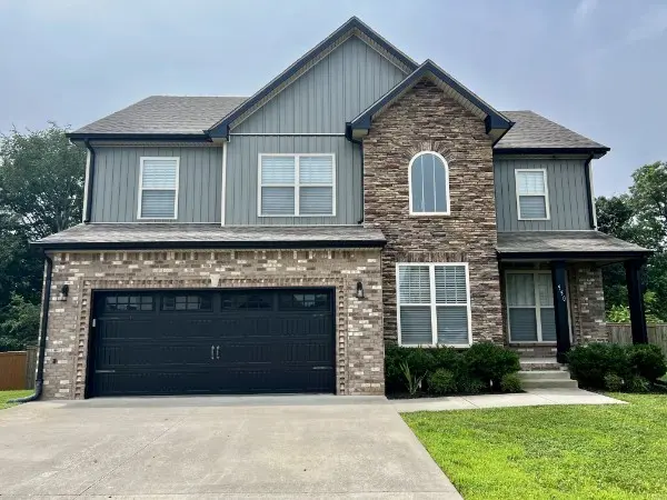 550 Tacoma Dr, Clarksville, TN 37043