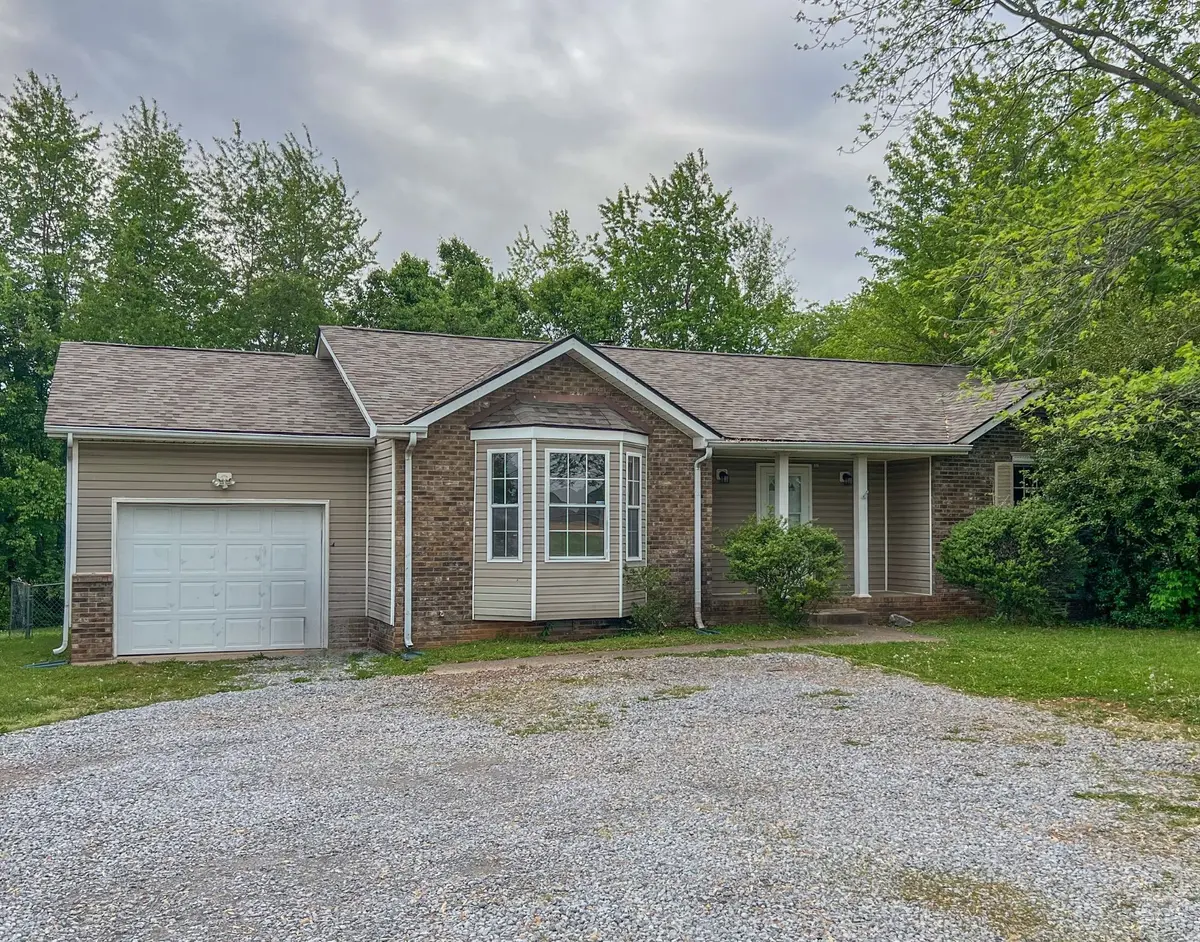 3816 Trenton Rd, Clarksville, TN 37040