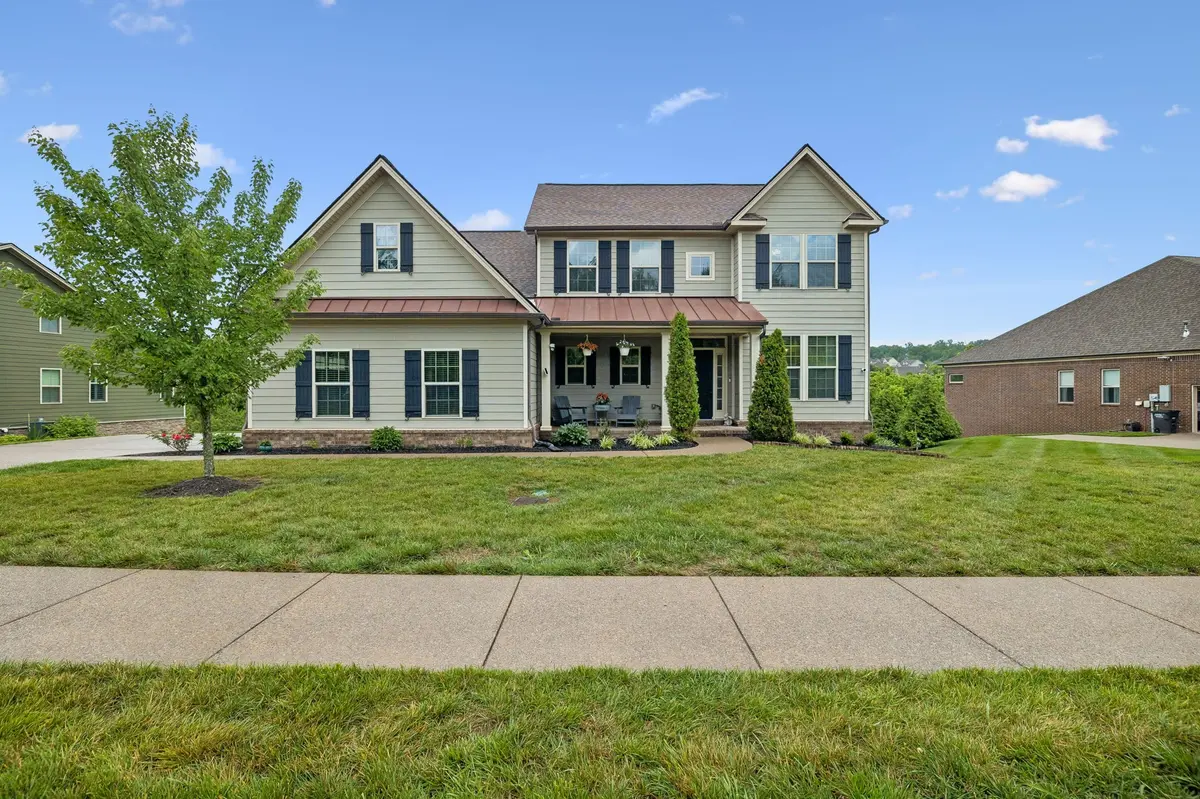 7016 Crimson Leaf Ln, College Grove, TN 37046