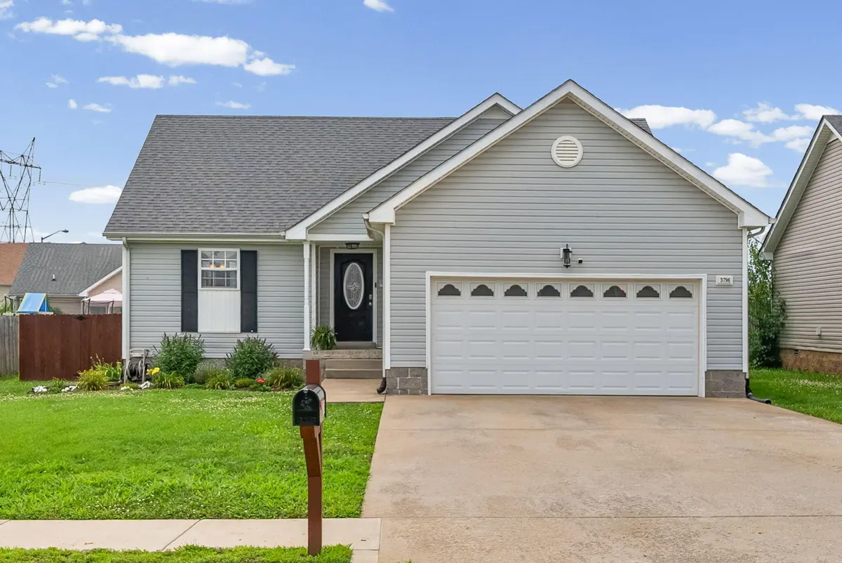 3796 Cindy Jo DR, Clarksville, TN 37040