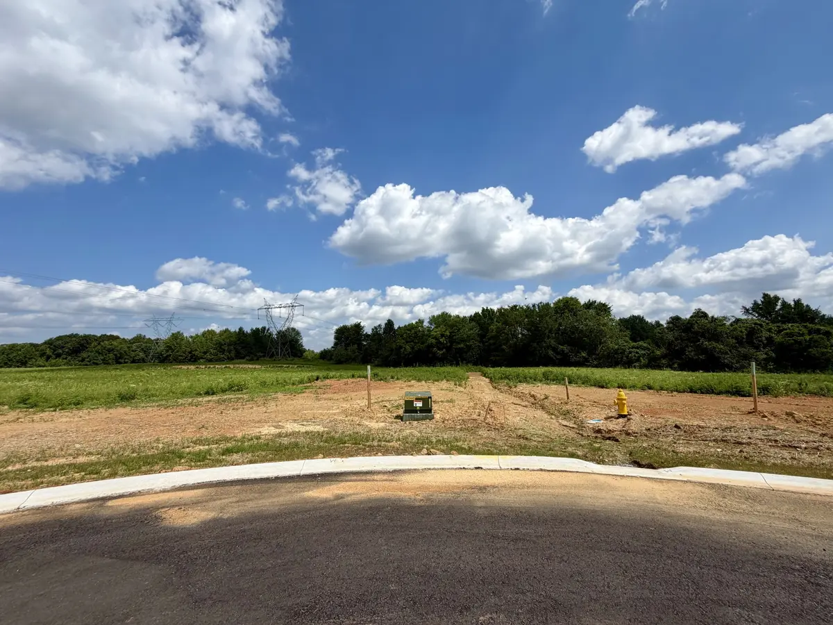 11 Fawn Meadows, Clarksville, TN 37043