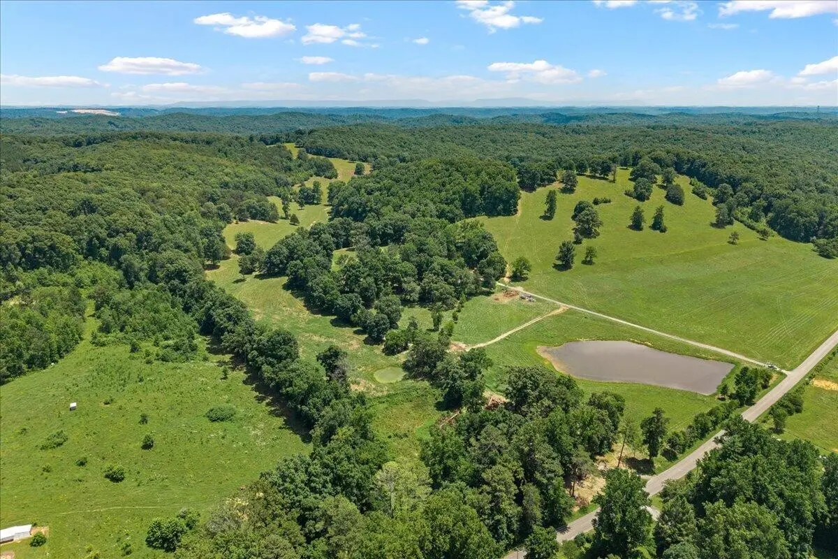 12760 N Nopone Valley Road, Decatur, TN 37322