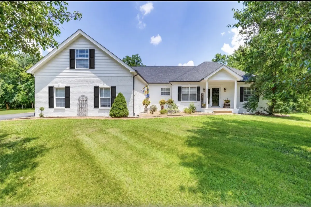 2118 Sue Ln, Spring Hill, TN 37174