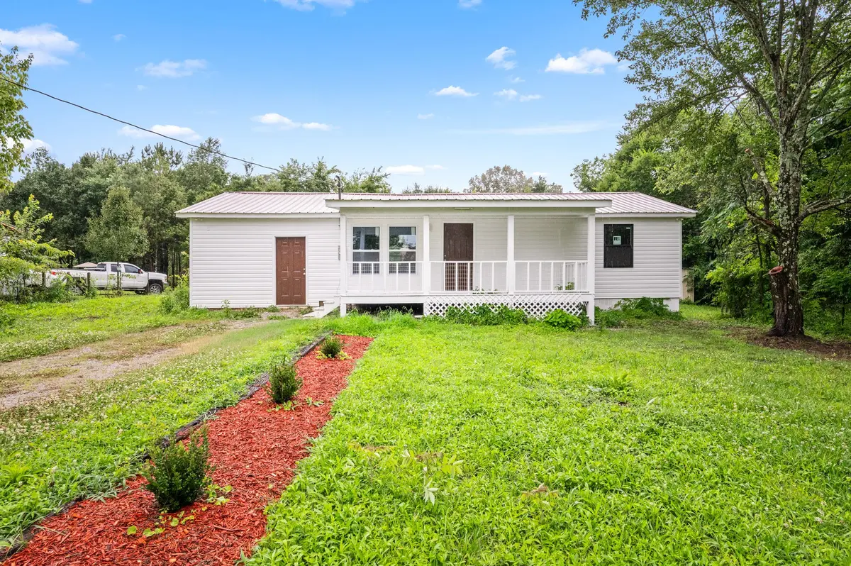 243 N G St, Hillsboro, TN 37342