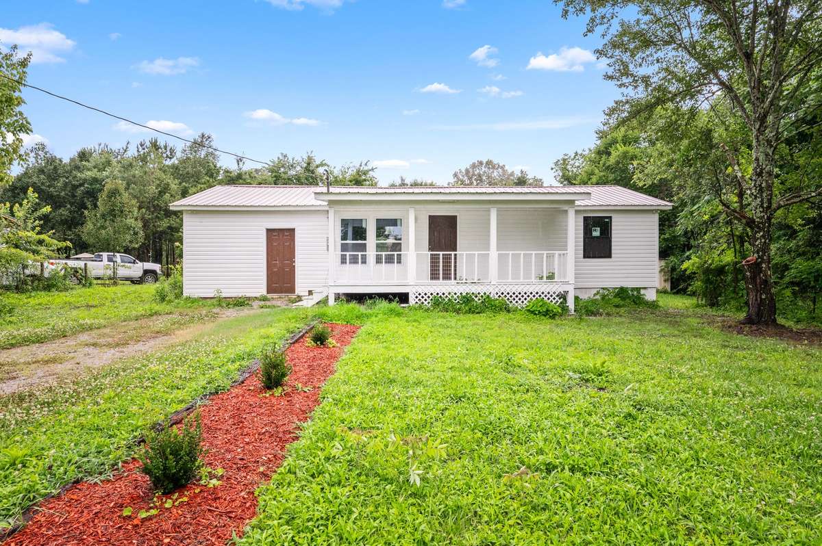 243 N G St, Hillsboro, TN 37342
