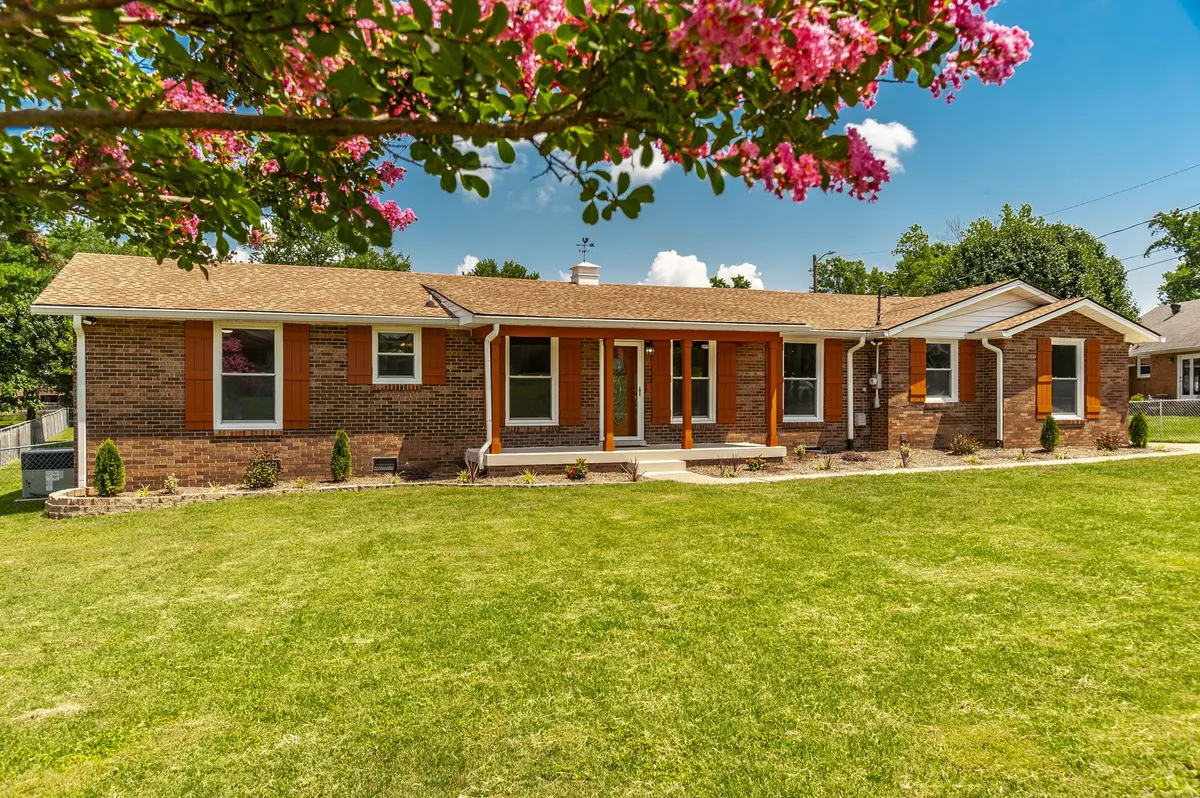109 Valley View Dr, Old Hickory, TN 37138