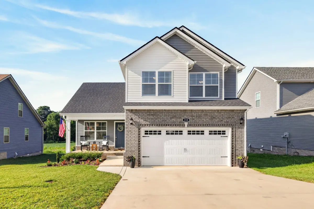 210 Ardell Dr, Clarksville, TN 37040