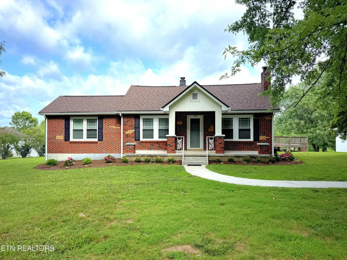 710 Rickman Rd, Livingston, TN 38570