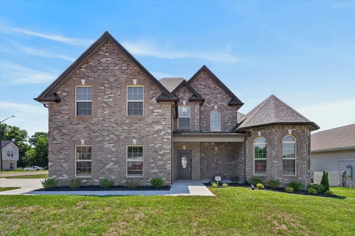 734 Shoemaker Ln, Clarksville, TN 37043