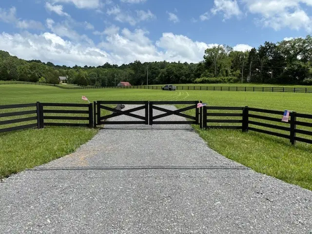 9157 Highway 100, Nashville, TN 37221