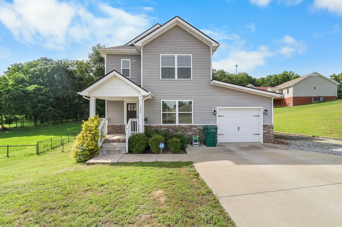 1380 Todd Phillips Ct, Clarksville, TN 37042