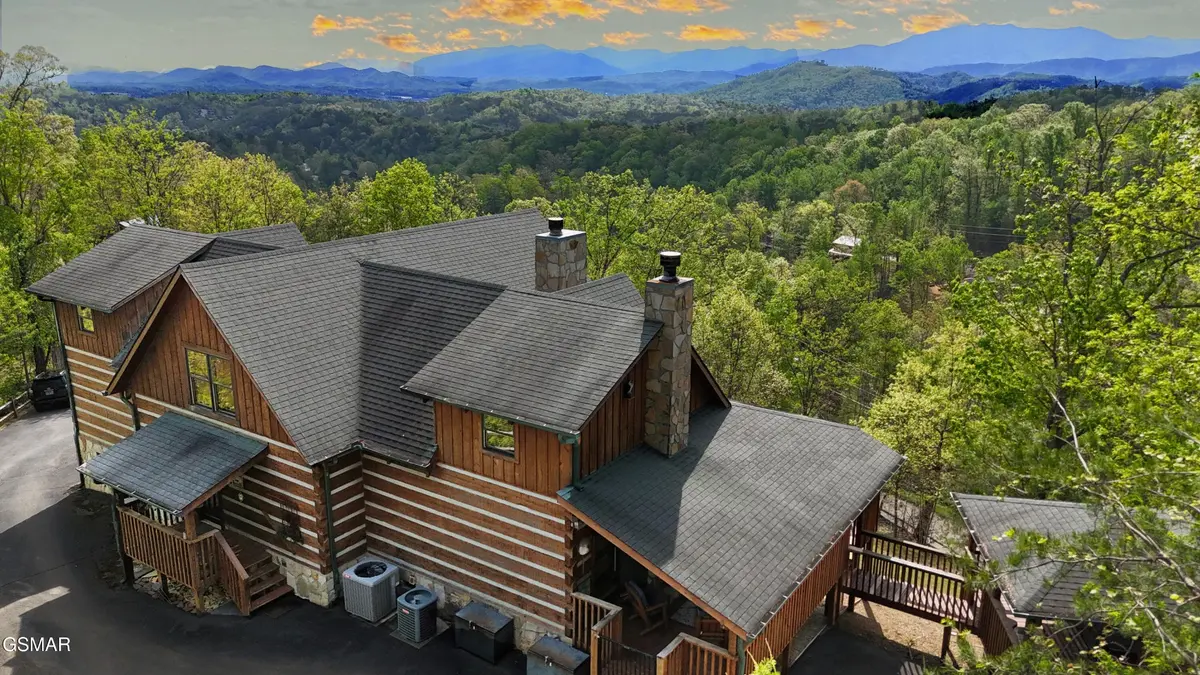 1902 Bluff Ridge Road, Sevierville, TN 37876