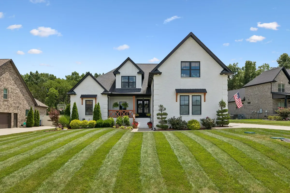 7763 Brenda Ln, Murfreesboro, TN 37129