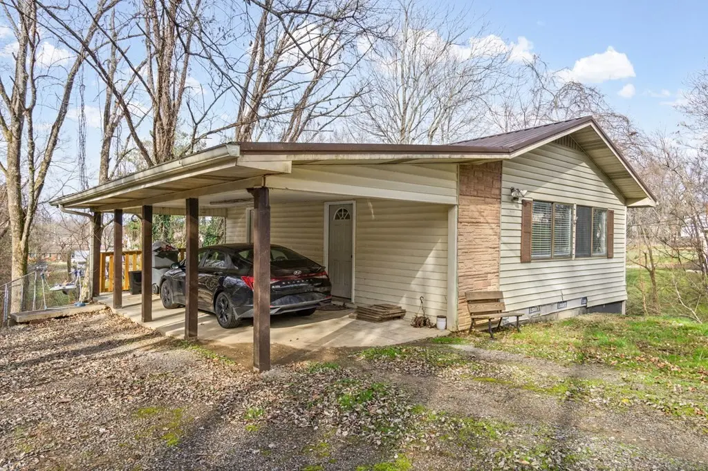 939 Watauga Rd, Cookeville, TN 38506