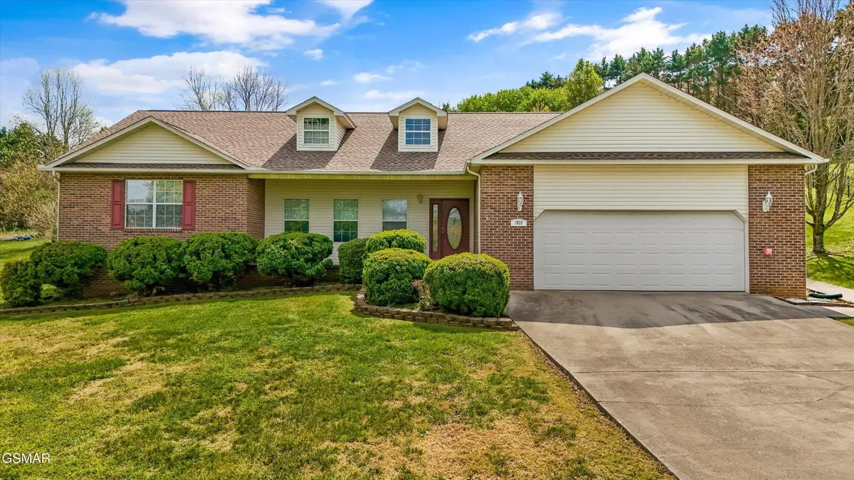 1935 Old Newport Highway, Sevierville, TN 37876