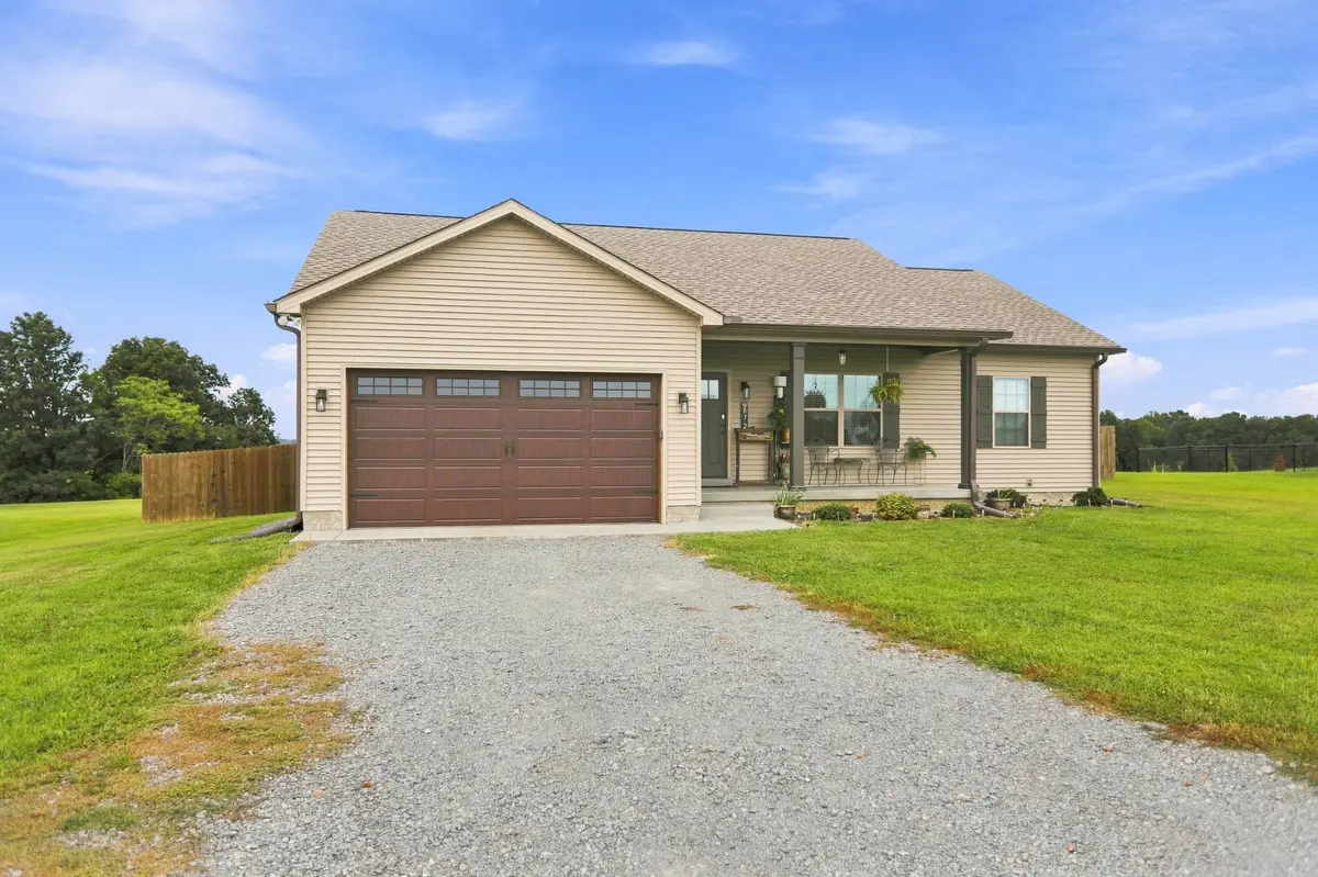 872 Union Chapel Rd, Scottsville, KY 42164