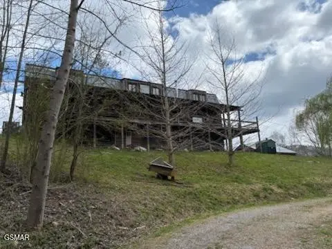 1701 Birch Drive, Sevierville, TN 37876