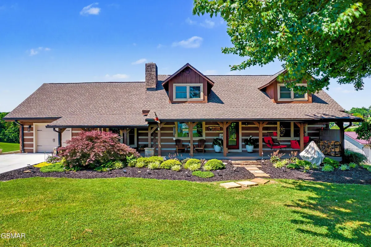 1116 Lake Ridge Drive, Dandridge, TN 37725