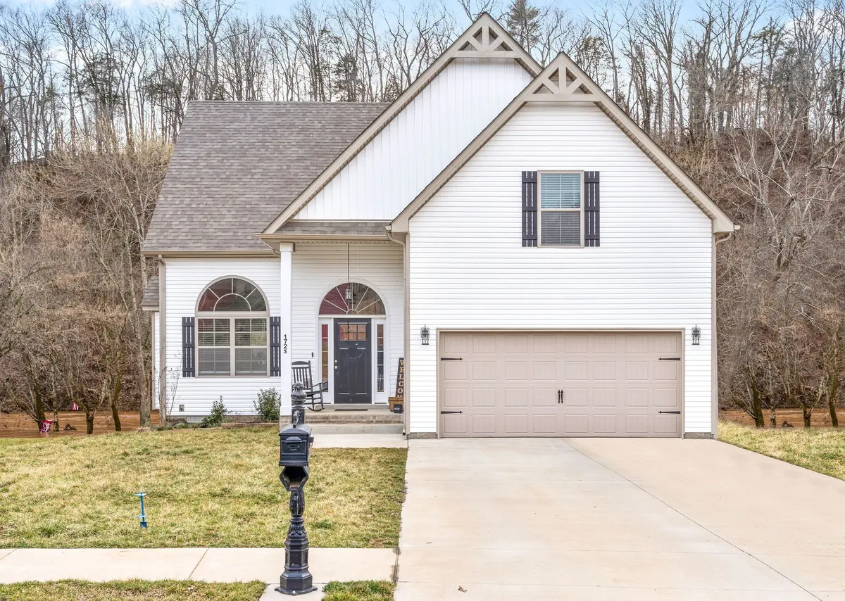 1725 Rains Rd, Clarksville, TN 37042