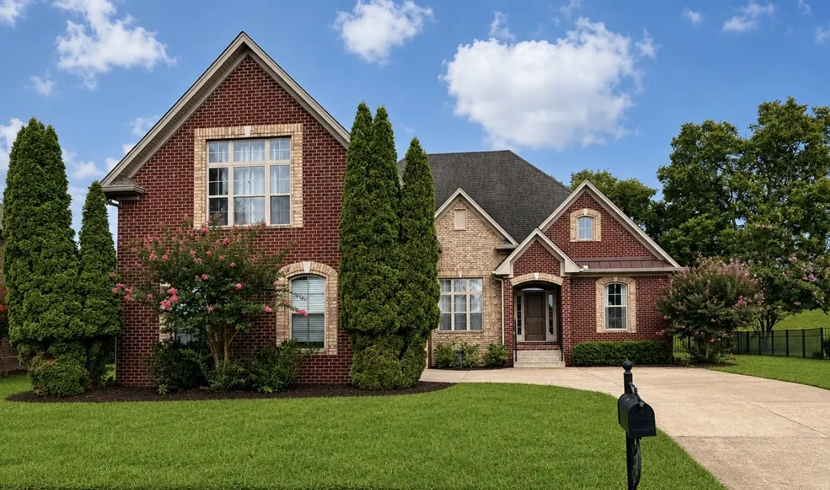 1007 Broughton Pl, Gallatin, TN 37066