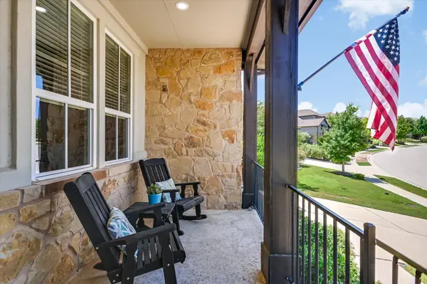 724 Dayridge DR, Dripping Springs, TX 78620
