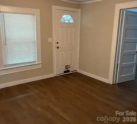 105 N Pugh ST, Lexington, NC 27292